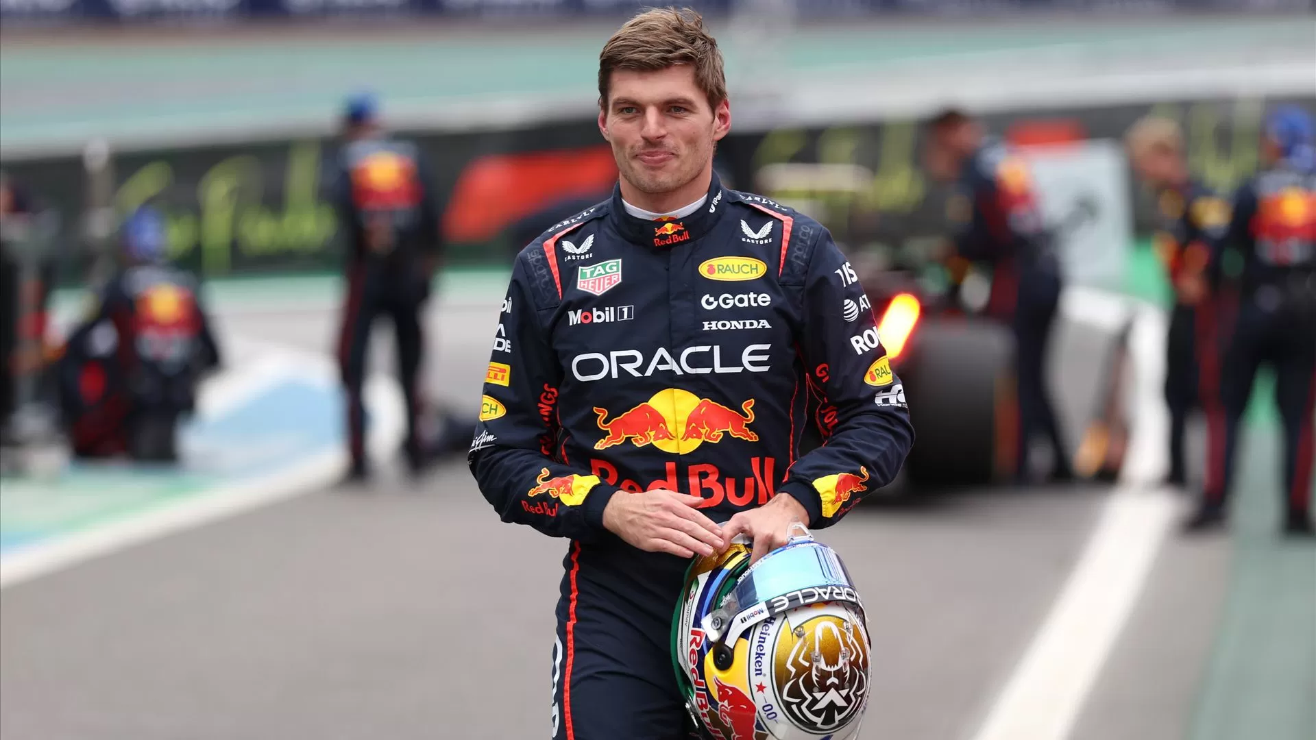 Depois do 33 e do 1, Verstappen vai utilizar o número 3 no Mundial de F1 em 2026