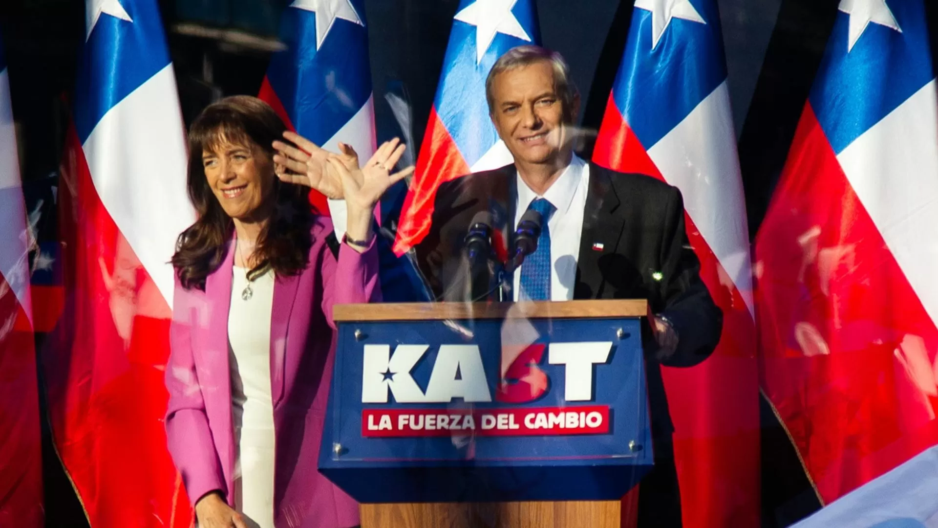 Direita vence presidenciais no Chile. Kast assegura Presidência à segunda volta