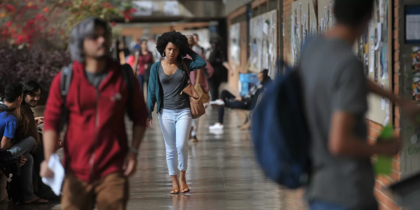 Orçamento 2026 traz corte de quase R$ 500 milhões para universidades