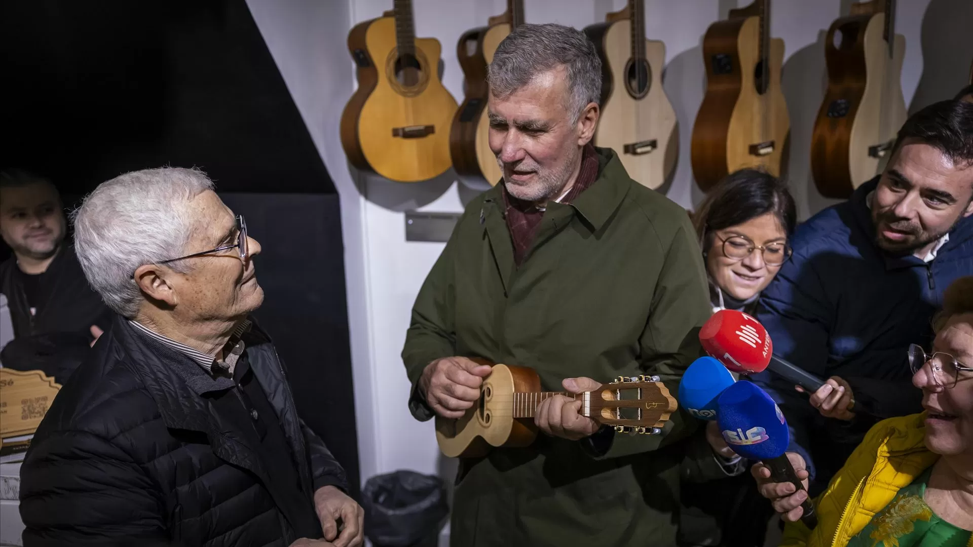 Gouveia e Melo prepara para "dirimir problemas" entre partidos porque "não tem rabo preso"