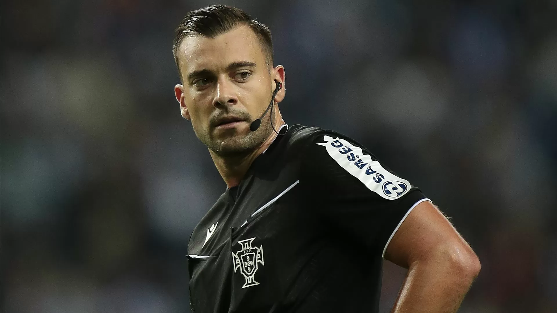 Nota 2 para David Silva. “Há penálti sobre Gul”