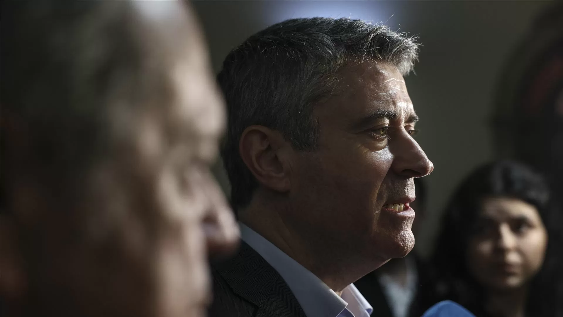 Carneiro considera que Luís Neves será "personalidade forte" em "Governo frágil"