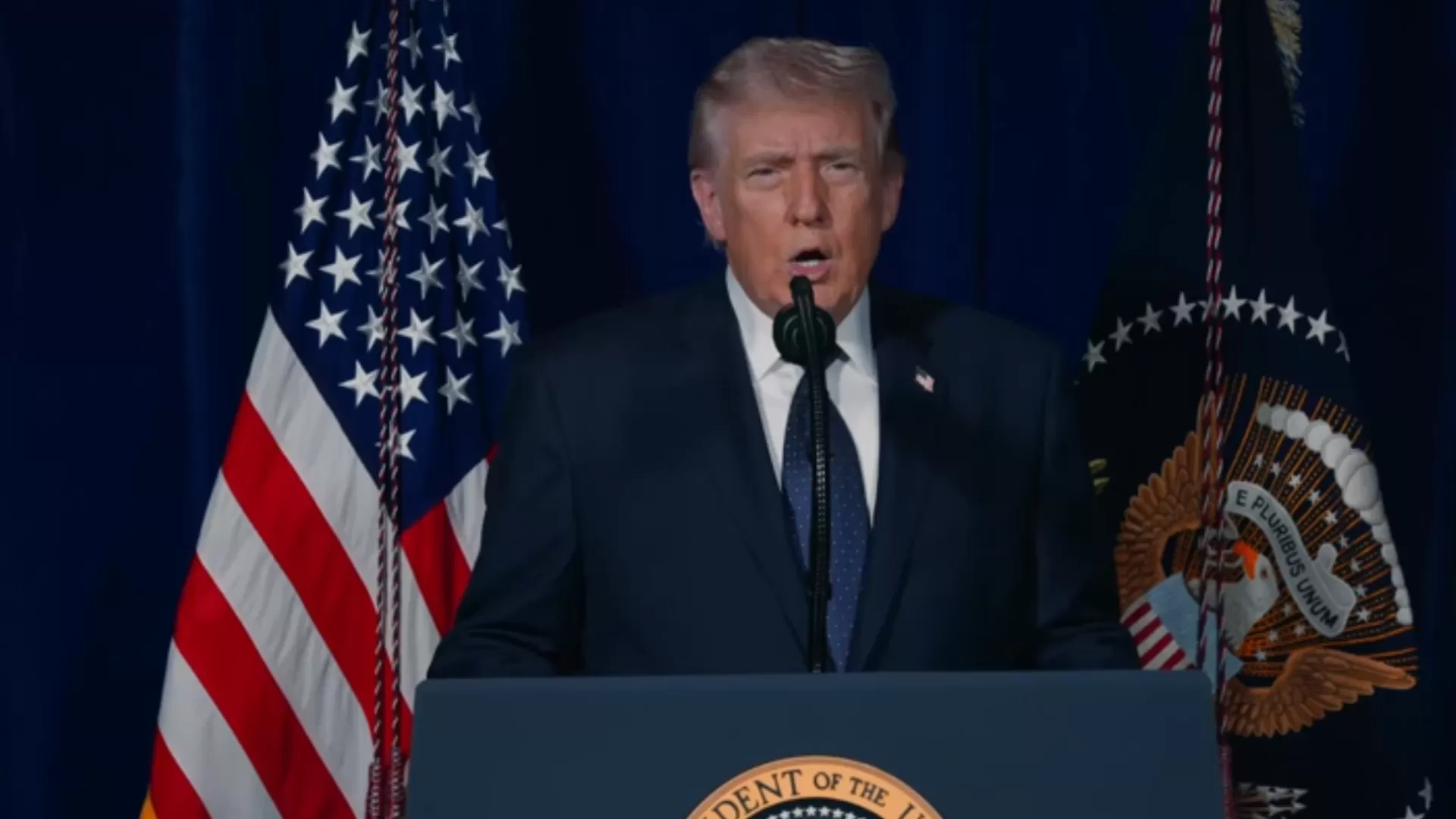 "Operações vão continuar": Trump promete "vingar" morte de soldados americanos