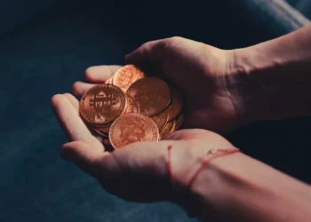 “TEODORO BASTOS DE ALMEIDA e o fortalecimento das Finanças em Angola”