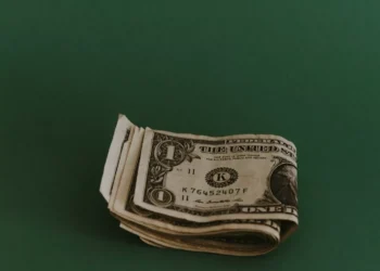 “O papel essencial das finanças no sucesso pessoal e empresarial”