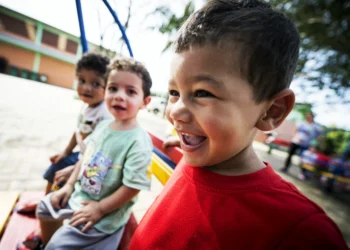 Educação infantil avança, mas ainda não alcança as crianças mais pobres