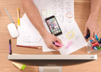 “Marketing: Estratégias para se destacar no mercado atual”