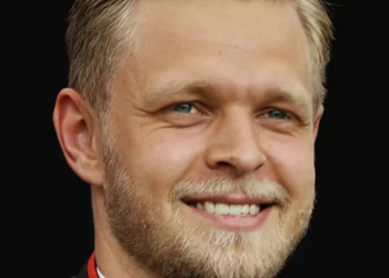 Kevin Magnussen deixa a Haas no fim da época