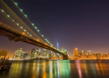 “Finanças: Pilar da Saúde e Crescimento Empresarial e Econômico”