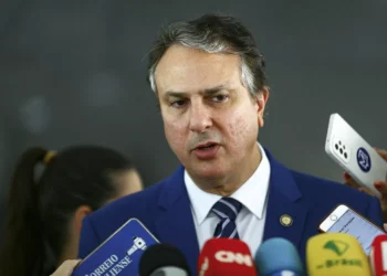 O apelo de Camilo Santana para encerrar greve nas universidades federais