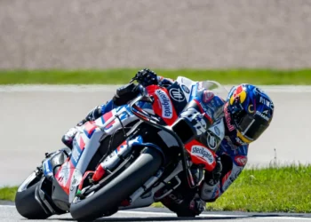 Miguel Oliveira terminou prova sprint em 10.º