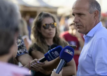 Líder do PCP diz que OE não vai resolver “problemas de fundo” que o país enfrenta