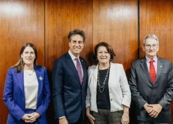 Casa Civil dialoga com ministro e embaixadora do Reino Unido sobre COP30 e descarbonização