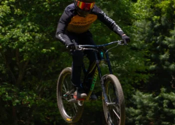 “Transformação através do Esporte: Gustavo Beck e suas Experiências”