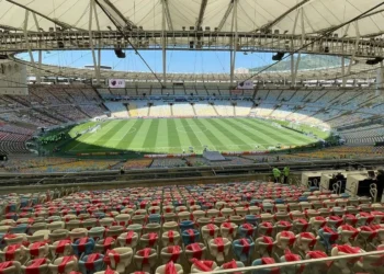 É preciso discutir IPOs de clubes de futebol, diz presidente da B3