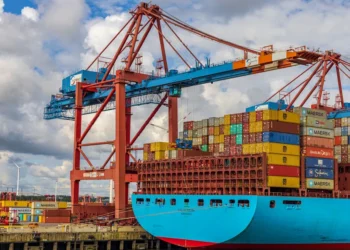 “O Impacto Positivo da Economia Global: Experiências Transformadoras”