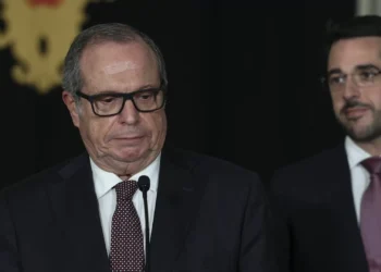 Carlos César diz que Montenegro “passa a ser a maior causa de fraqueza” do Governo