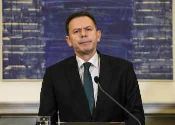 “Não há qualquer influência”. Montenegro nega mistura entre política e atividade da Spinumviva