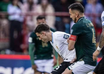 Jogador da Colômbia falta treino, visita Brasil no hotel é desligado de clube