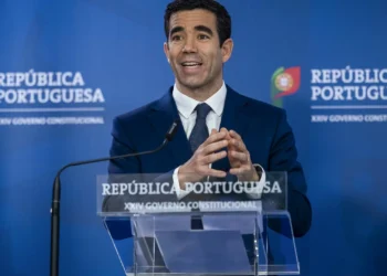 Depois do rascunho da gestão de crise, Leitão Amaro revela “plano” do Conselho de Ministros