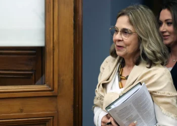 Apagão. Ministra da Saúde assegura que nenhuma chamada ficou por atender no INEM