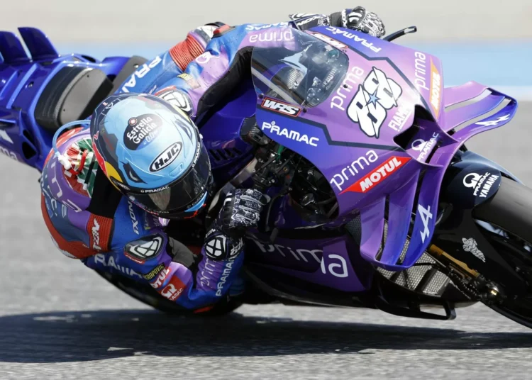 Miguel Oliveira vai fazer exames à lesão na segunda-feira