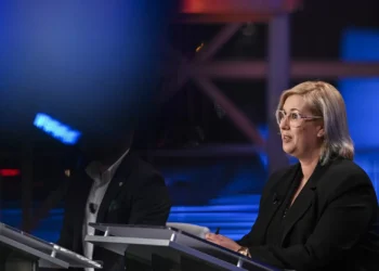 RIR quer salário mínimo nos 1.200 euros este ano e 35 horas semanais para todos