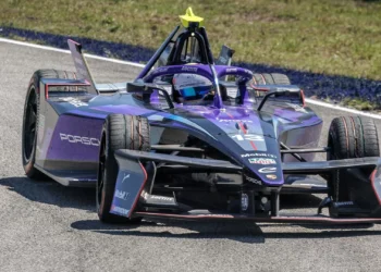 Félix da Costa quarto classificado no Mónaco