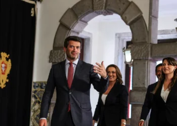 Chega quer obrigar governos a mostrar desperdícios anuais por ministério