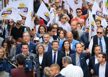 Ventura luta contra abstenção e excesso de confiança