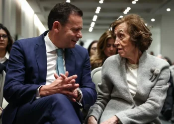 Manuela Ferreira Leite apoia Marques Mendes na corrida a Belém