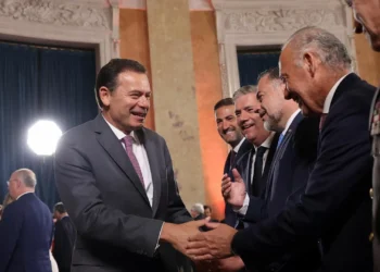 Marcelo deu posse aos 43 secretários de Estado. Governo reúne-se esta tarde