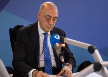 Constitucionalistas dividem-se sobre retirada de nacionalidade por crimes graves