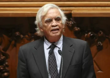 Pacheco Amorim eleito vice-presidente do Parlamento