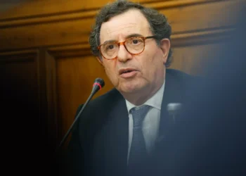 PRR: PS e Chega chamam Castro Almeida ao parlamento para explicar atrasos