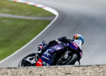 MotoGP. Miguel Oliveira fica fora dos pontos em Brno, Marc Márquez passeia