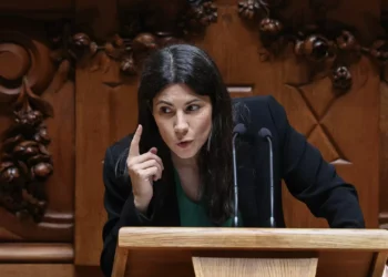 Mortágua diz que Governo ignora o elefante na sala que são as casas vazias