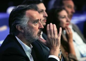 Cotrim de Figueiredo anuncia candidatura presidencial por um país “mais avançado e menos cinzento”