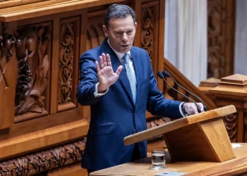 Montenegro e Carneiro reunidos esta quarta feira