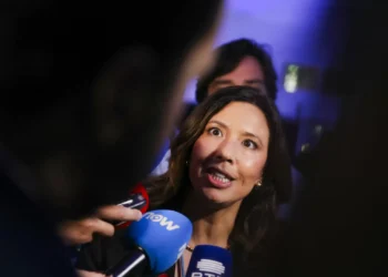 IL disponível a negociar solução com o Governo na lei dos estrangeiros