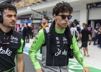 Quem é Gabriel Bortoleto? O discreto brasileiro que pode ser o melhor estreante da F1 em 2025