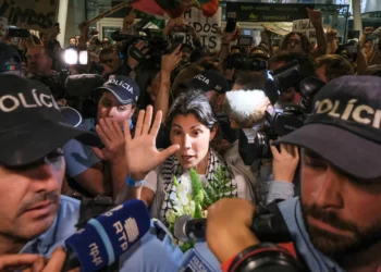 Mariana Mortágua promete pagar viagem de Israel a “ministros sem espinha”