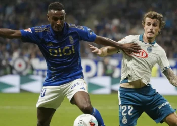 Protesto no Oviedo – Espanhol não foi transmitido na tv