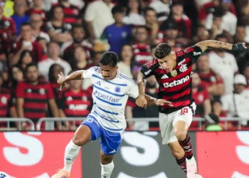 Campeonato Brasileiro: Flamengo e Cruzeiro empatam em Maracanã lotado