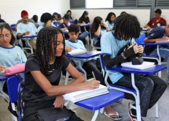 Pé-de-Meia: pagamento da 8ª parcela começa nesta segunda