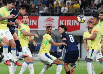 Brasil amarga derrota histórica para o Japão em amistoso em Tóquio
