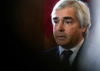 Parlamento chumba audição de Nuno Melo sobre escala de caças F-35 nas Lajes