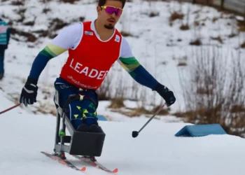 Cristian Ribeira fatura 2 ouros no para esqui cross-country na Noruega