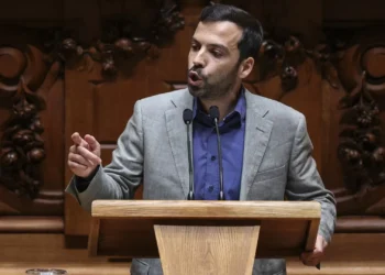 Presidenciais. Livre oficializa apoio a deputado Jorge Pinto