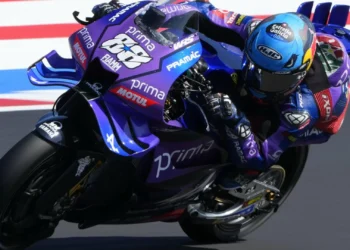 Miguel Oliveira fecha MotoGP com 11.º lugar em Valência